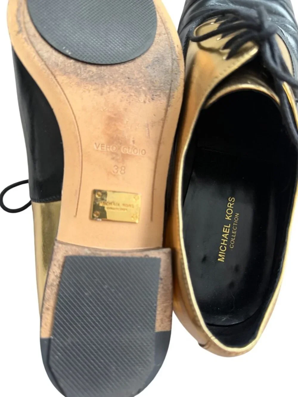 MICHAEL KORS Collection Gold Black Leather Oxford Flats Size 38 / 8